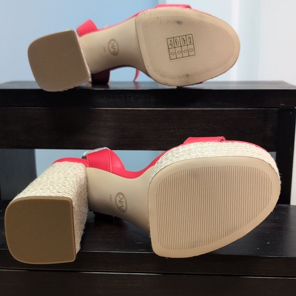 NIB Michael Kors Ashton Spiced Coral Ankle Strap Block Heel Platform Sandals 9M - Picture 3 of 7